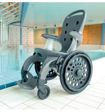 SILLA DE RUEDAS ACUATICA